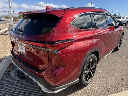 2021 Toyota Highlander XSE