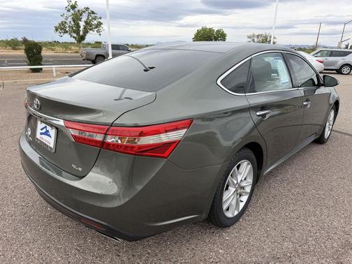 Cypress Pearl 2013 Toyota Avalon XLE Premium