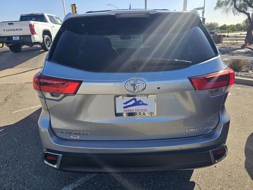 2017 Toyota Highlander Limited