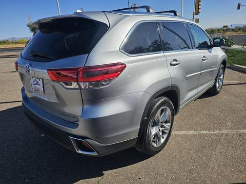 2017 Toyota Highlander Limited