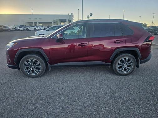 2024 Toyota RAV4 Hybrid XLE Premium