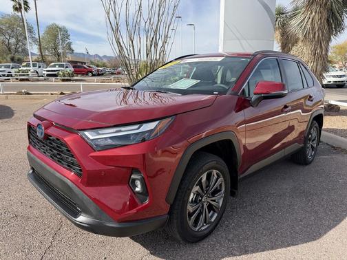2024 Toyota RAV4 Hybrid XLE Premium