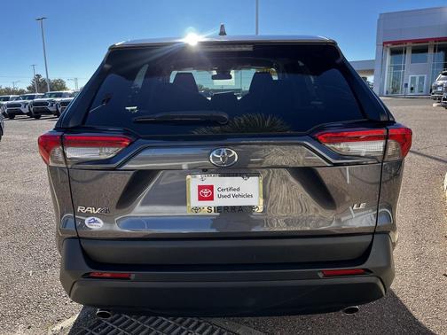 2024 Toyota RAV4 LE