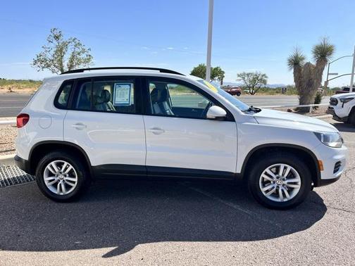 2017 Volkswagen Tiguan 2.0T S 4MOTION
