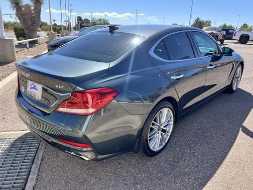 2020 Genesis G70 2.0T RWD