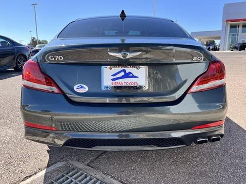 2020 Genesis G70 2.0T RWD