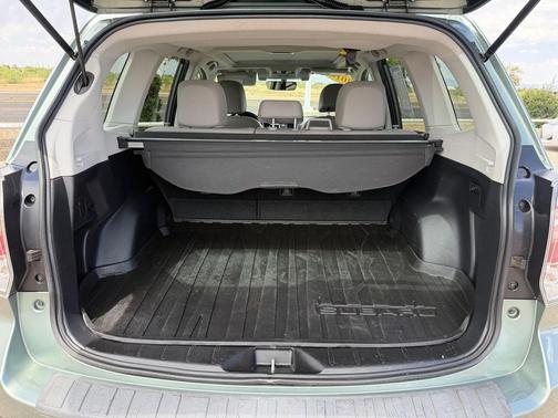 Jasmine Green Metallic 2018 Subaru Forester 2.5i Limited
