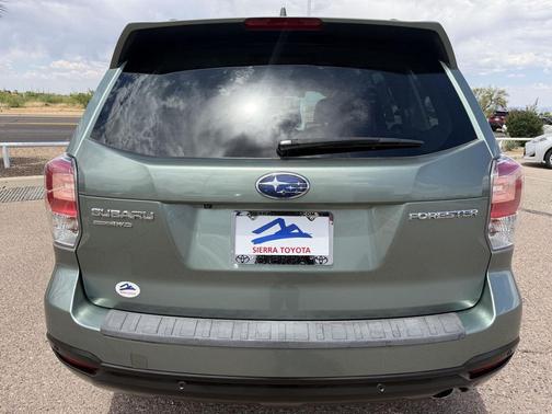 Jasmine Green Metallic 2018 Subaru Forester 2.5i Limited