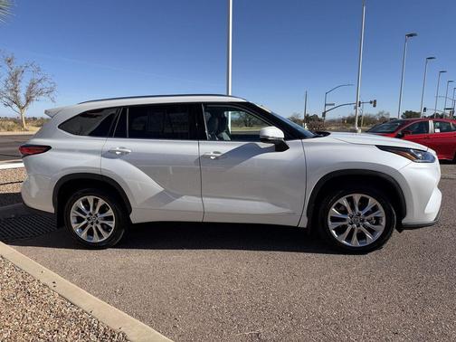 2023 Toyota Highlander Hybrid Limited