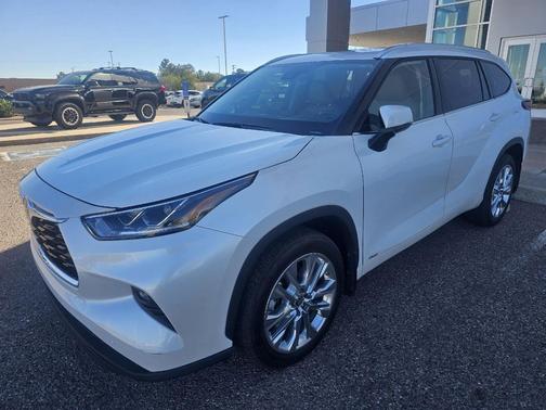 2023 Toyota Highlander Hybrid Limited