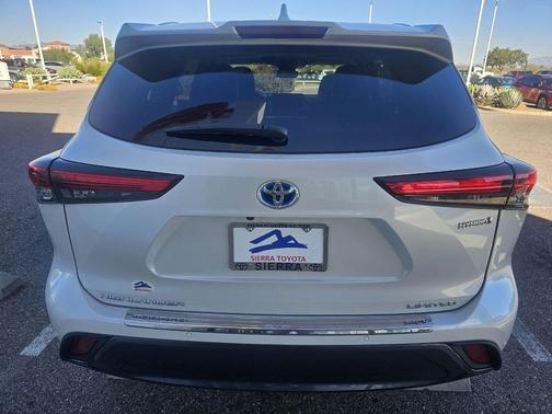 2023 Toyota Highlander Hybrid Limited