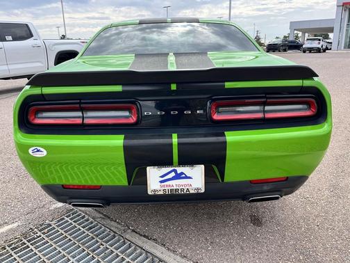 2017 Dodge Challenger SXT