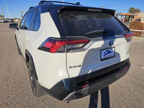 2019 Toyota RAV4 Hybrid SE