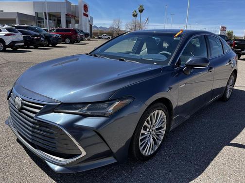 2020 Toyota Avalon Hybrid Limited