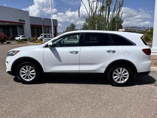 2020 Kia Sorento LX