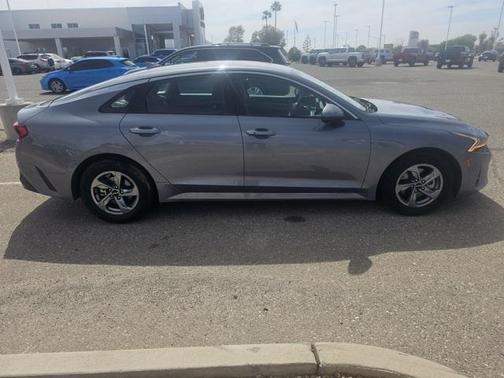 2022 Kia K5 LXS