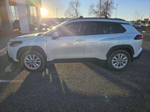 2023 Toyota Corolla Cross LE