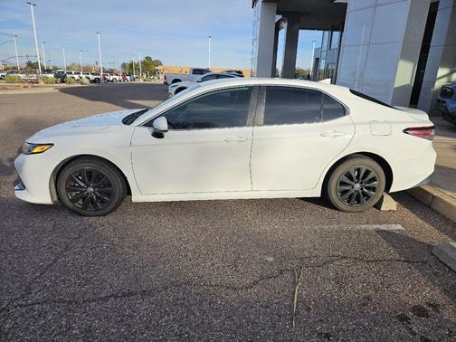 2020 Toyota Camry LE