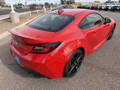 2025 Toyota GR86 Premium