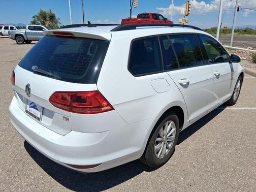 Pure White 2017 Volkswagen Golf SportWagen TSI S