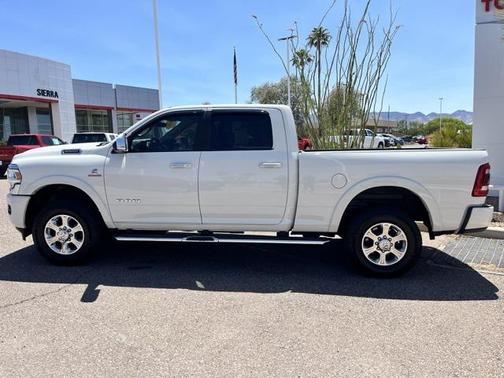 2021 RAM 2500 Laramie Crew Cab 4x4 6'4' Box