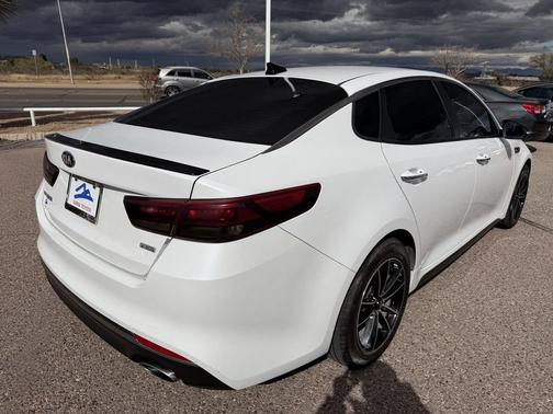 2017 Kia Optima LX Turbo