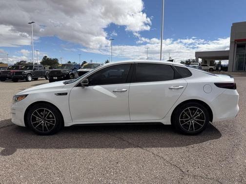 2017 Kia Optima LX Turbo