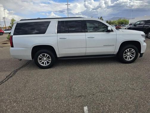2016 Chevrolet Suburban LT