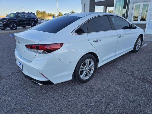 2018 Hyundai SONATA SEL