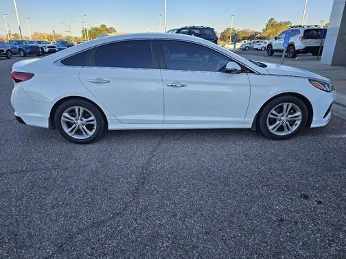 2018 Hyundai SONATA SEL