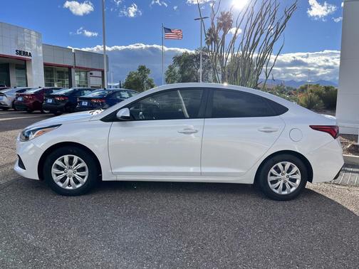 2021 Hyundai Accent SE