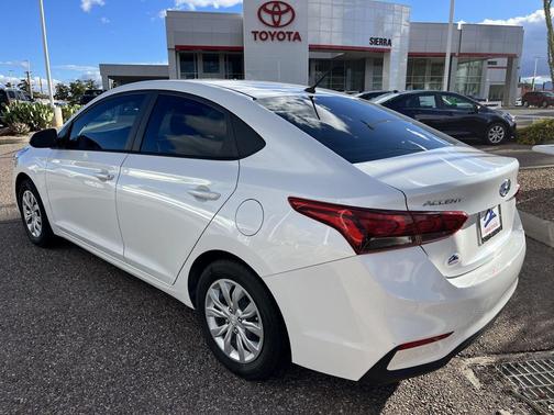 2021 Hyundai Accent SE
