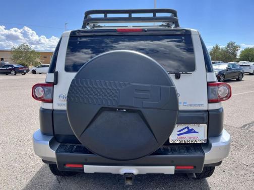 2014 Toyota FJ Cruiser Base