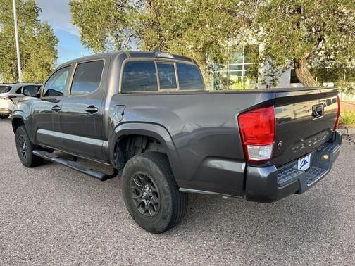 2016 Toyota Tacoma SR