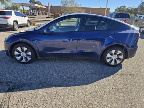 2024 Tesla Model Y Long Range Dual Motor All-Wheel Drive