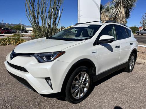 2018 Toyota RAV4 Hybrid SE