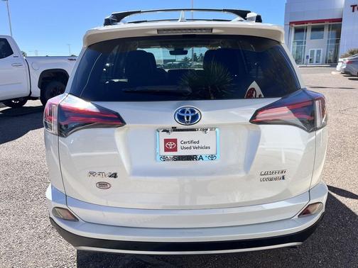 2018 Toyota RAV4 Hybrid SE