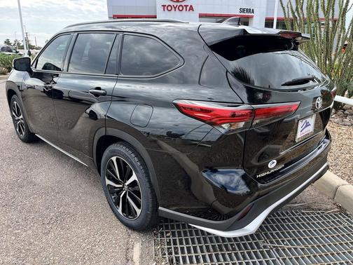 2022 Toyota Highlander XSE