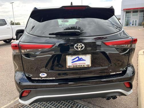 2022 Toyota Highlander XSE