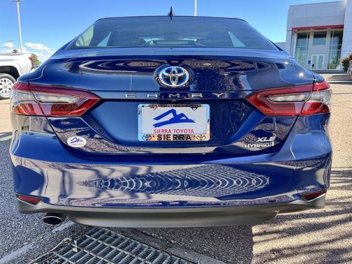 2024 Toyota Camry Hybrid XLE
