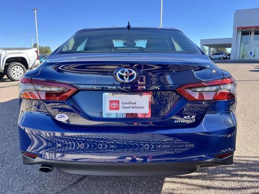 2024 Toyota Camry Hybrid XLE