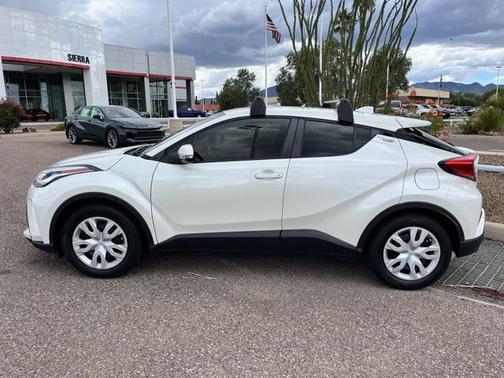 2021 Toyota C-HR LE