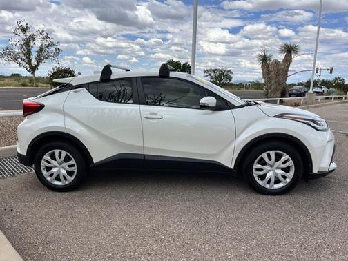 2021 Toyota C-HR LE