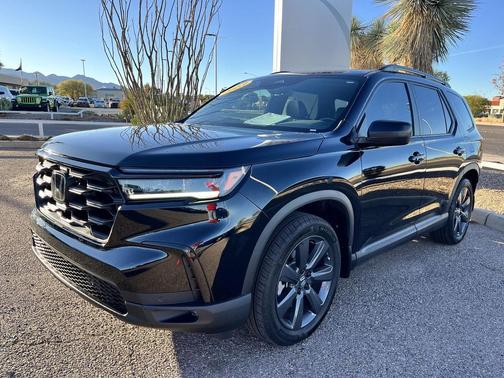 2023 Honda Pilot AWD Sport