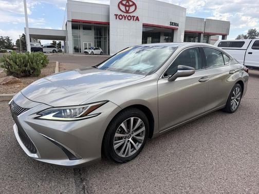 Silver Lining Metallic 2020 Lexus ES 350 Base