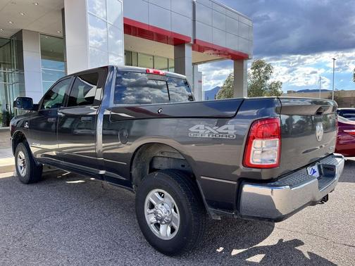 2019 RAM 2500 Tradesman Crew Cab 4x4 6'4' Box