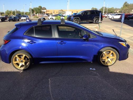 Blue Crush Metallic 2023 Toyota Corolla SE