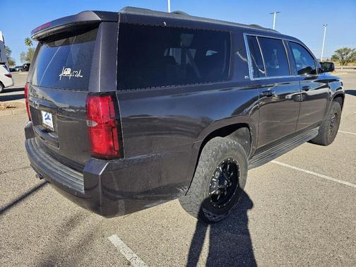 2016 Chevrolet Suburban LS