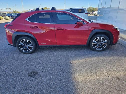 2022 Lexus UX 250h Base