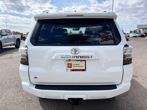 2024 Toyota 4Runner SR5 Premium